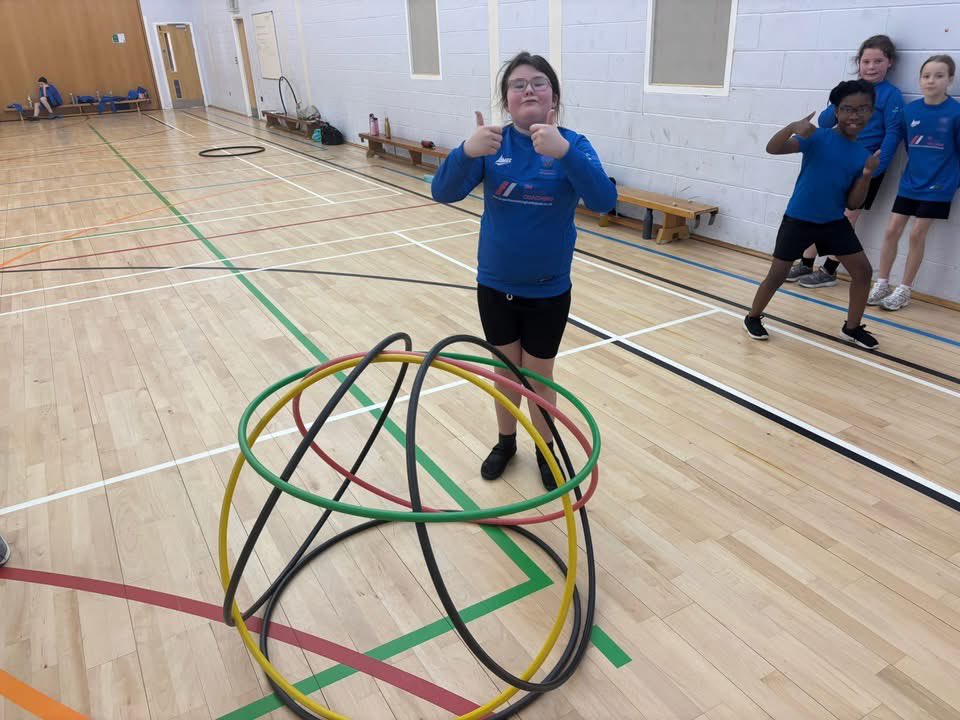 strantonprimary's tweet photo. Some Year 5 children were outstanding representatives of our school at the Hoopstarz festival. ❤️💙

They learnt some new hoola hoop skills, working well as a team. We can’t wait to see them teaching their friends at break times. ✨💫

Article 24 and 31

@eden_trust https://t.co/rnGyRU6lae