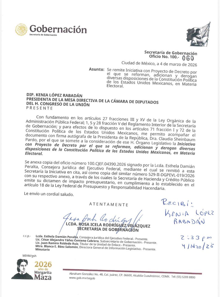 GabyJimenezMX's tweet photo. ¡Recibimos en la Cámara de Diputados la iniciativa de Reforma Electoral enviada por nuestra Presidenta @Claudiashein! Como cámara de origen, iniciaremos de inmediato su discusión para consolidar una democracia que le pertenezca al pueblo. En Morena apoyaremos al 100% esta propuesta tal como fue enviada, priorizando la austeridad republicana y el fin de las burocracias doradas. 🗳️✨

Buscamos fortalecer la participación ciudadana, erradicar el nepotismo y garantizar que los recursos públicos se usen con transparencia y no en privilegios partidistas. Es momento de disminuir el costo de las elecciones y asegurar que el poder sea verdaderamente de la gente. ¡La transformación democrática de México no se detiene! 

Consúltala aquí ➡️ https://t.co/lSfKS3sHuE

🇲🇽 #ReformaElectoral #democraciaparticipativa #Democracia #Equidad