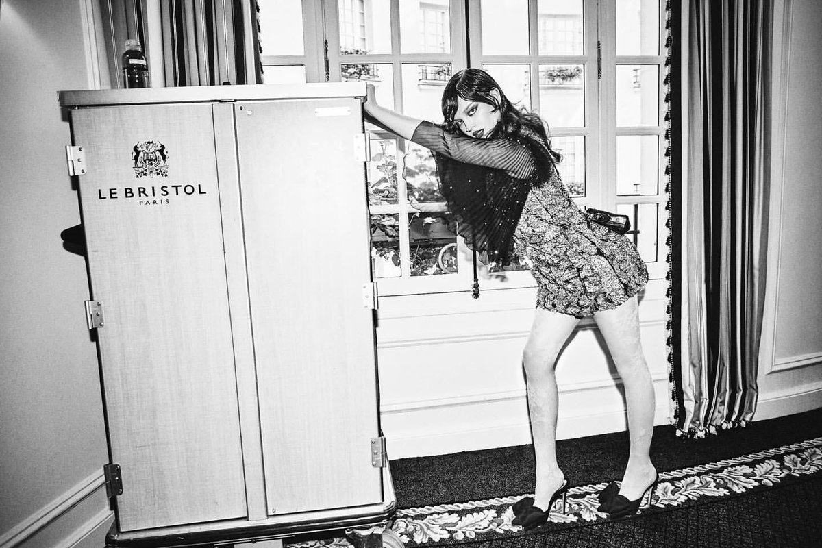 sophie thatcher files tweet media