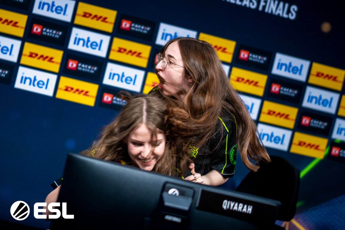 Rachel Mathews tweet media