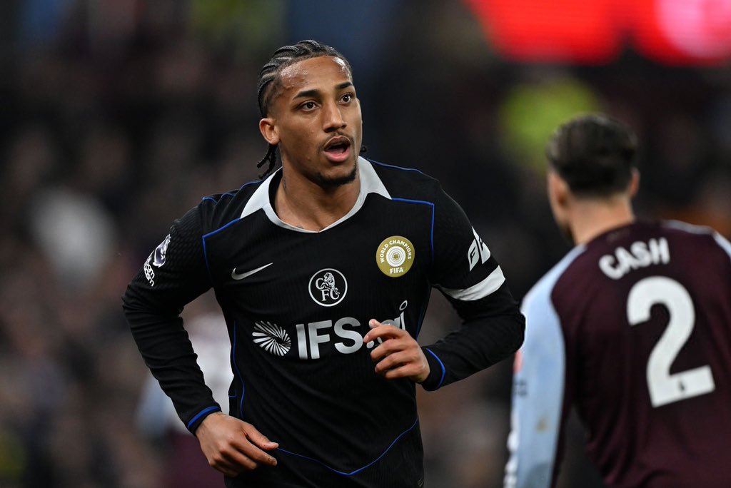 No Chelsea fan will pass without liking this picture!
JP!
#JoaoPedro
#Chelsea
#AVLCHE