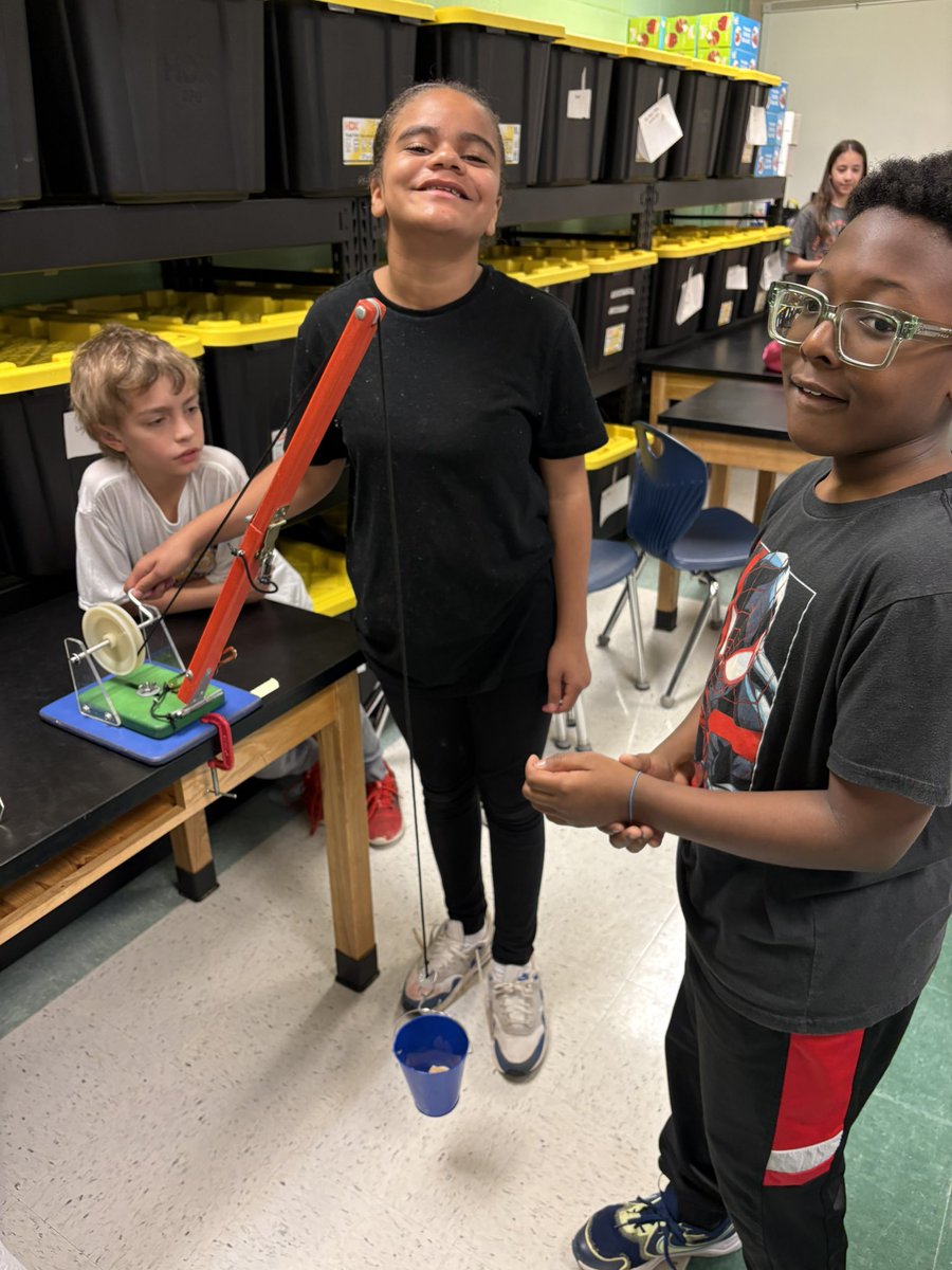 Caroline Pierce tweet media