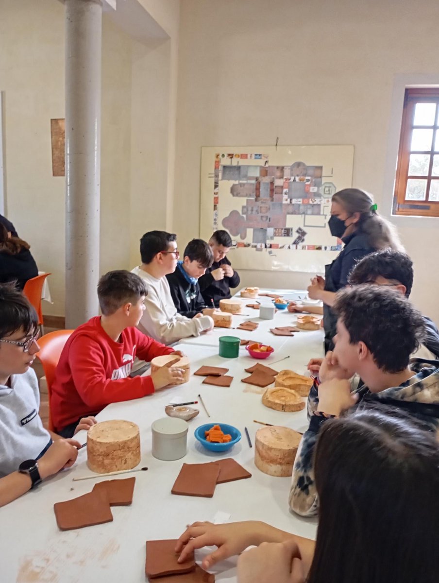 IES Jaime Gil Biedma tweet media