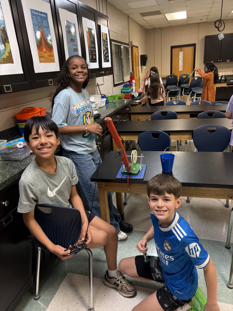 Caroline Pierce tweet media