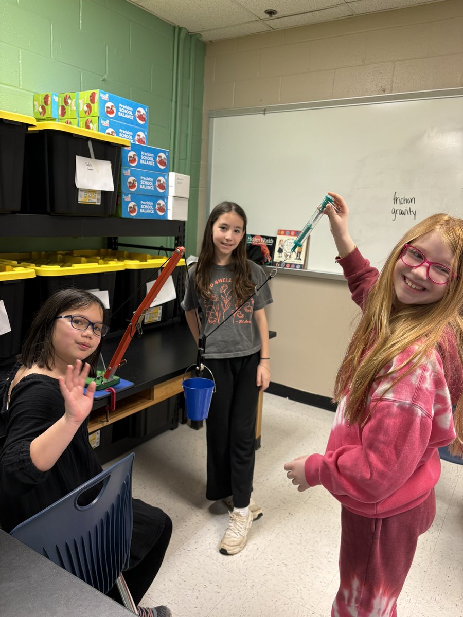 Caroline Pierce tweet media