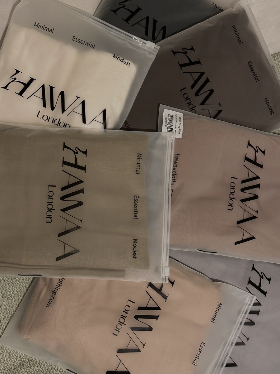 sk_619x's tweet photo. I love you @HAWAA_CLOTHING https://t.co/LUwMkoGEu1
