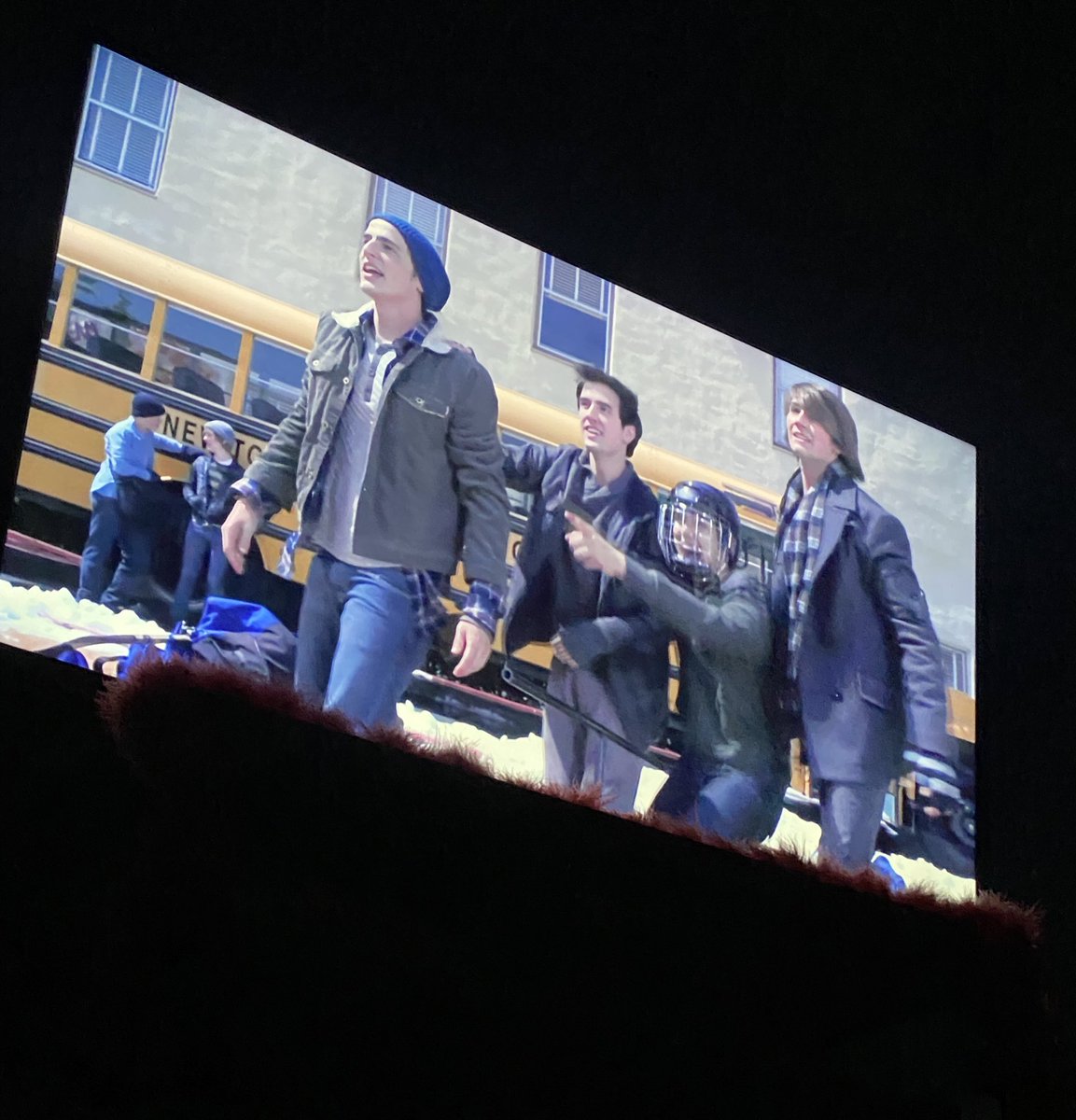 lidiando la depresión de haber visto a big time rush viendo a big time rush