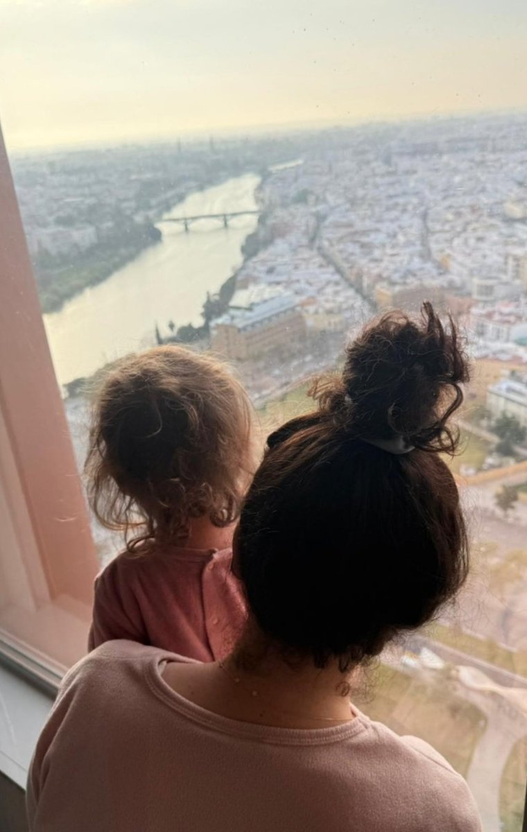 Curriqui tweet media