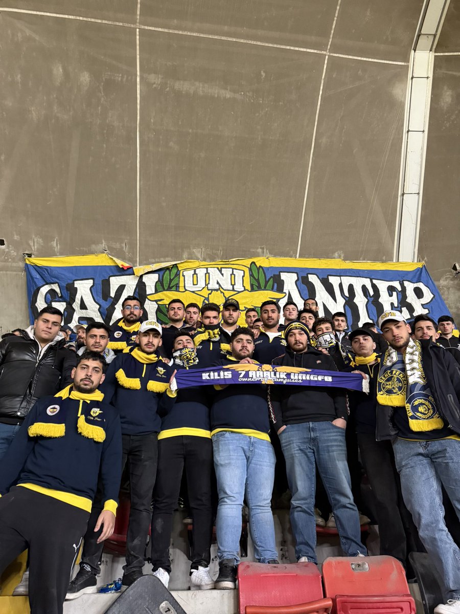 HER ZAMAN HER YERE GİDER Fenerbahçemizi gaziantep fk  karşısında yanlız bırakmadık 
#UNIGFB