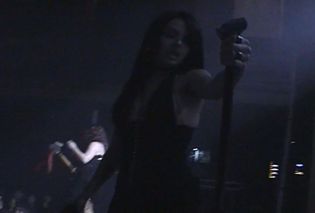 MAGGIE LINDEMANN (@maggielindemann) on Twitter photo 