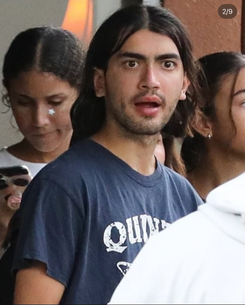 laydinmylife's tweet image. the older bigi gets the more he looks like michael, his twin♥︎ down to the facial expressions oh my