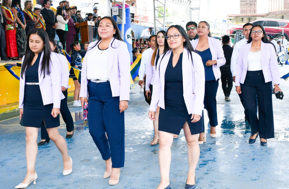 Este 4 de marzo, Guarainag celebró con orgullo sus 168 años de parroquialización y 166 de anexión al cantón Paute. Un colorido desfile cultural llenó las calles de tradiciones e identidad, con la participación de autoridades, instituciones y ciudadanía.
¡Que viva Guarainag!