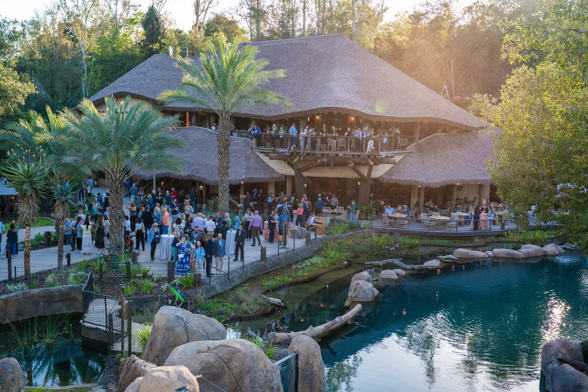 San Diego Convention Center tweet media