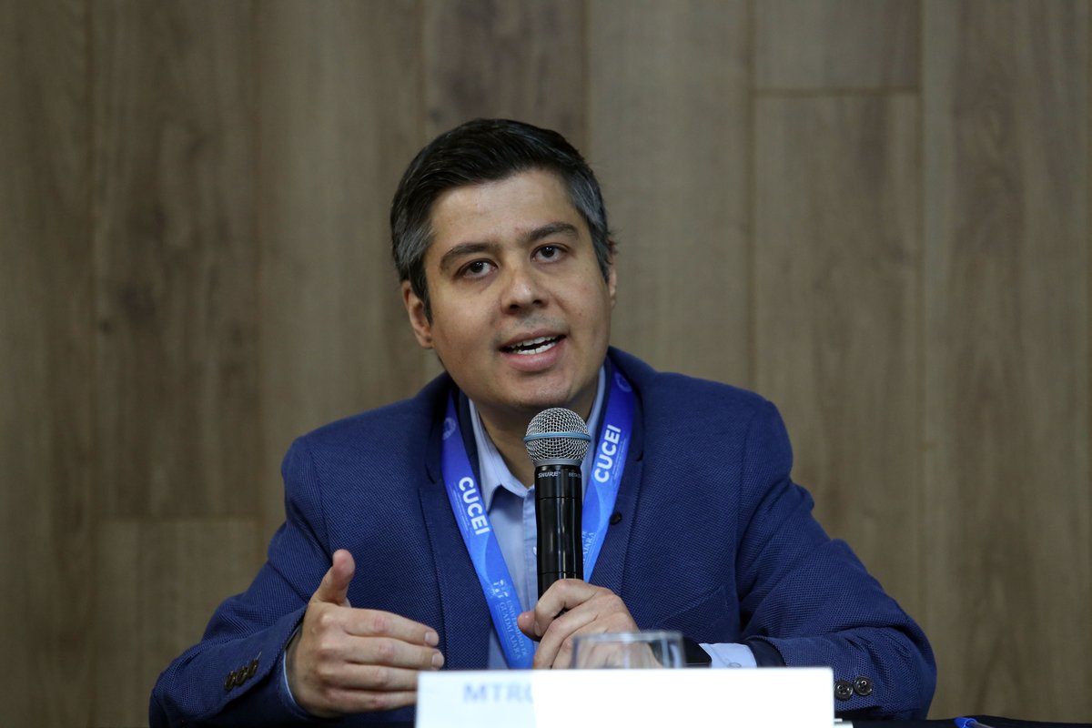 udegcucei's tweet photo. 🌦️ Marzo llega con temperaturas ligeramente más cálidas de lo habitual, según especialistas de nuestro @IAM_UdeG.

Además, este sábado el IAM te invita a su programa de Puertas Abiertas, en conmemoración del Día de la Mujer, con actividades y charlas gratuitas. 💫 https://t.co/sM0P6GHp5Z