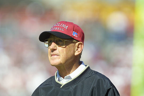 InsideGamecocks's tweet photo. Lou Holtz has passed away today at 89 Years Old

RIP COACH https://t.co/sIGqHxnoh1