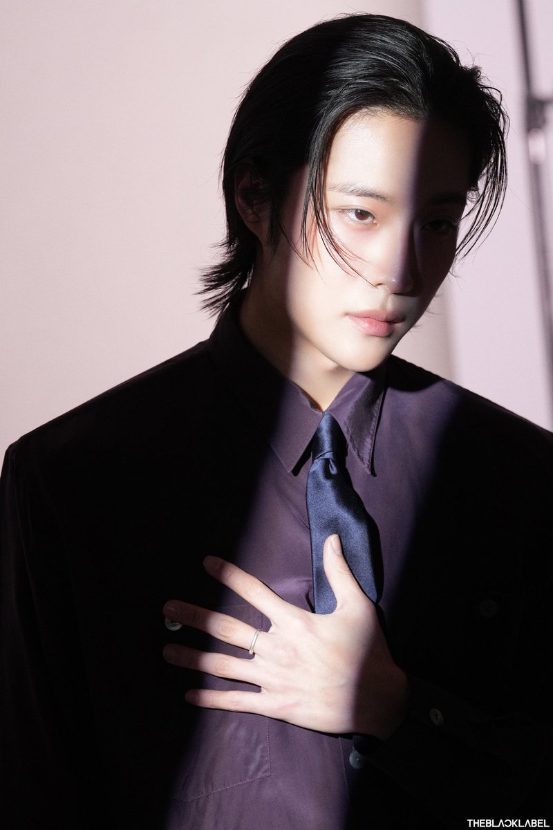 𝖫𝖾𝖾 𝖩𝗈𝗇𝗀-𝖶𝗈𝗇. tweet media