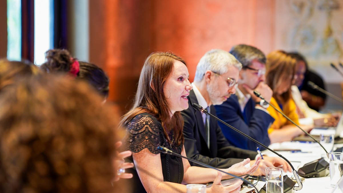 SDG16Plus's tweet photo. 🚨 ¡Ahora mismo desde Panamá! 🇵🇦

Estamos retransmitiendo en directo la Reunión de Alto Nivel: «Un marco común y soluciones innovadoras para el acceso a la justicia en Iberoamérica».

Este debate de alto nivel tiene como objetivo reflexionar sobre la Convención y reforzar el compromiso político con un modelo de #AccesoAlaJusticia que transforme las experiencias vividas por las personas. 🌍

💡 Organizado por la Alianza Iberoamericana para el Acceso a la Justicia (#IBA), @SDG16Plus, @PNUDLAC, @TheWJP, @ComjibOficial, @OCDE y @GrassrootsJN, y presentado por @mingobpma.

#ODSs #ODS16 #ODS16Plus #AlianzaIberoamericana #JusticiaCentradaEnLasPersonas #JusticiaParaTodos