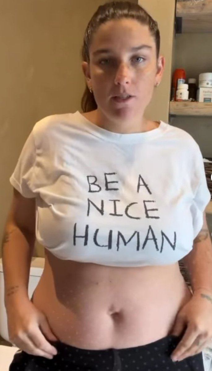 Juana Repetto respondiendo a las críticas de los seguidores.
(No importa cuándo leas esto) 😳