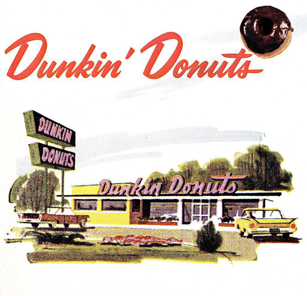 RetroNewsNow's tweet image. 🍩In 1950, the first Dunkin’ Donuts location opened in Quincy, Massachusetts