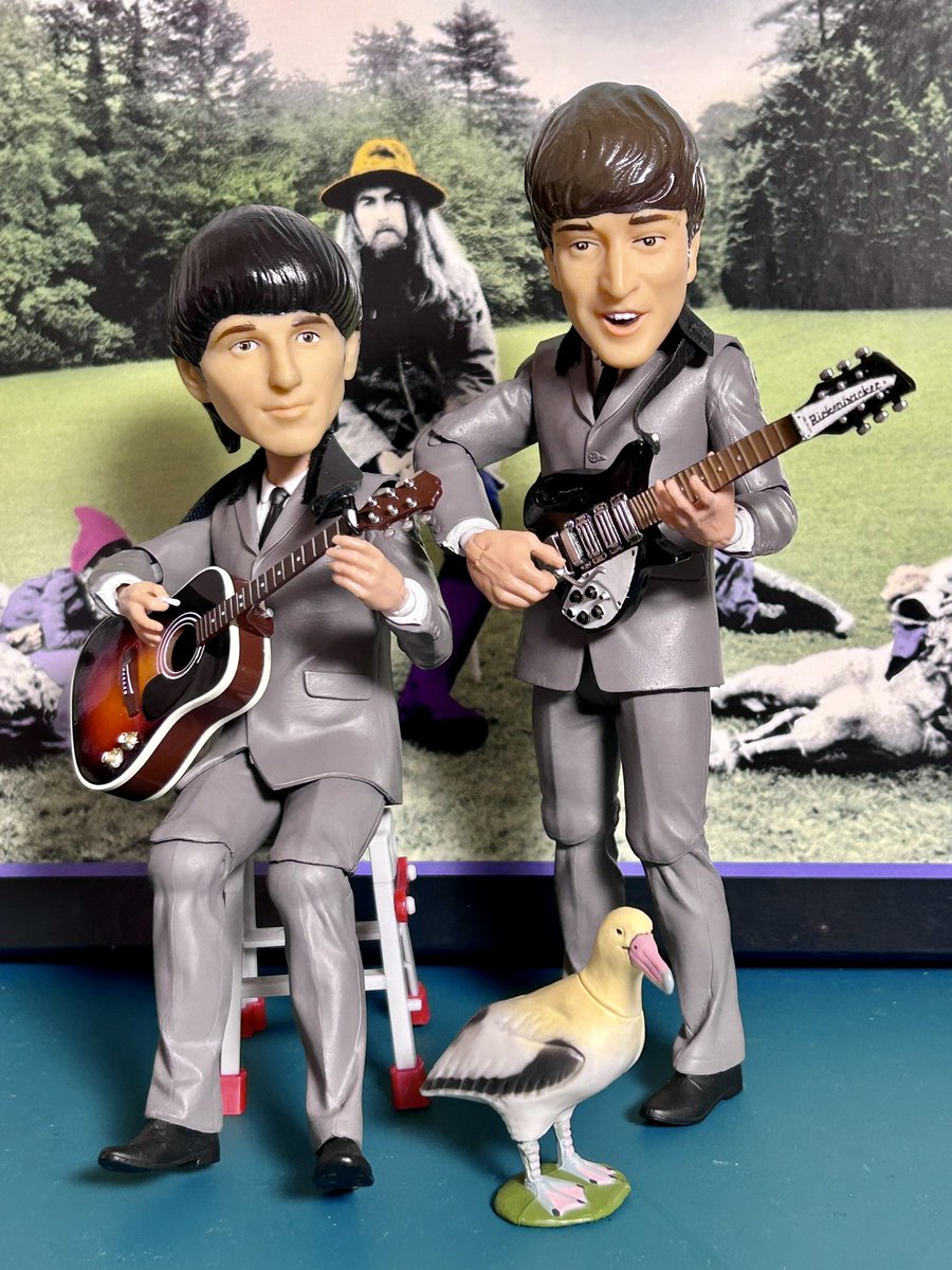 木曜日 おはようございます
いい日になりますように
すべては過ぎ去っていく

ジョージ: 「まだまだ寒いね」