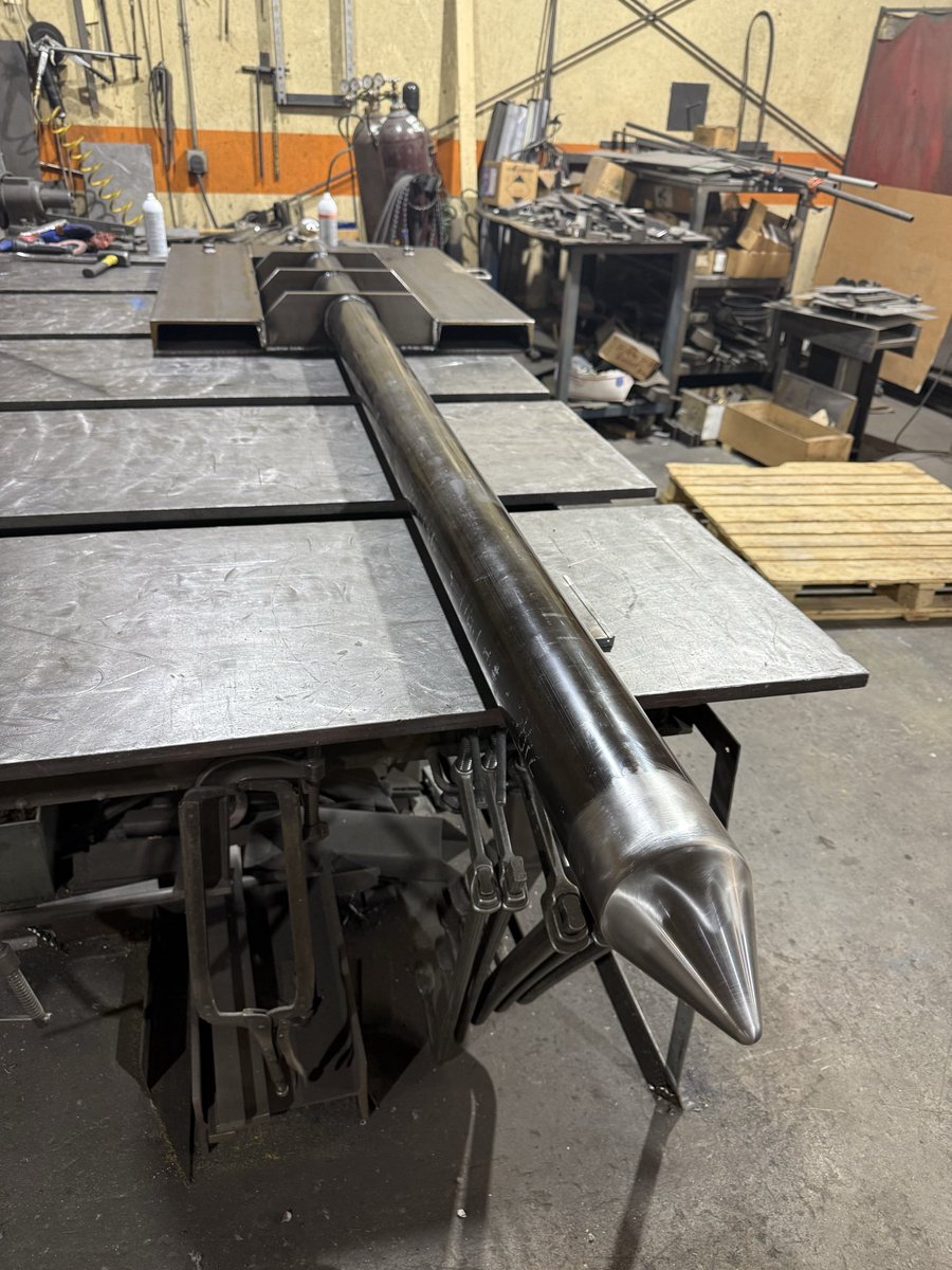 PMP_MFG's tweet photo. From raw steel to finished product. 

Custom forklift roll handler fabricated and machined in-house.

Built for strength, safety, and real production environments.

#Fabrication #Manufacturing #Welding #steel #machining #MadeInTheUSA https://t.co/GIusY3NTec