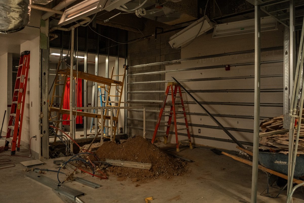 NM State Volleyball tweet media