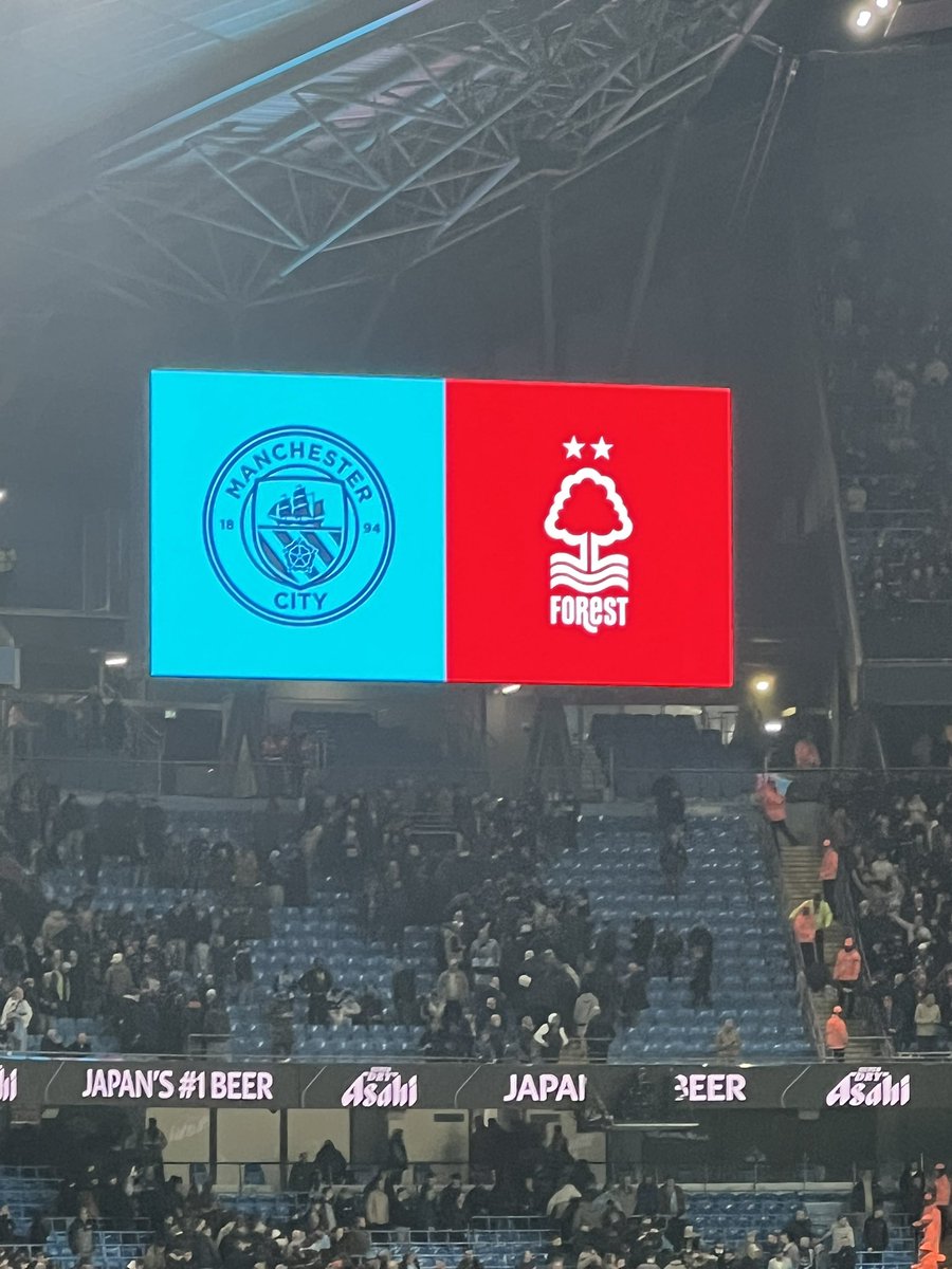 craigburn27's tweet photo. This evening it is a trip over to Manchester. I’m with GB & Alan for:
⚽️ Man City 🆚 Nottingham Forest
🏟️ Etihad Stadium
🏆 Premier League
🔢 Game 85 of 2025/26
#Groundhopping | #Matchopping https://t.co/8yIfcTv3e2