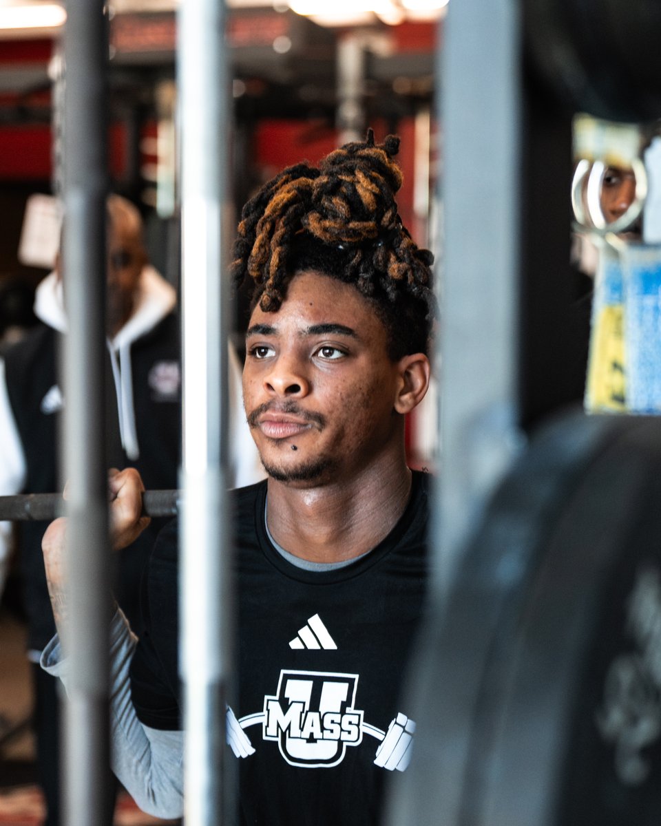 UMass Football tweet media