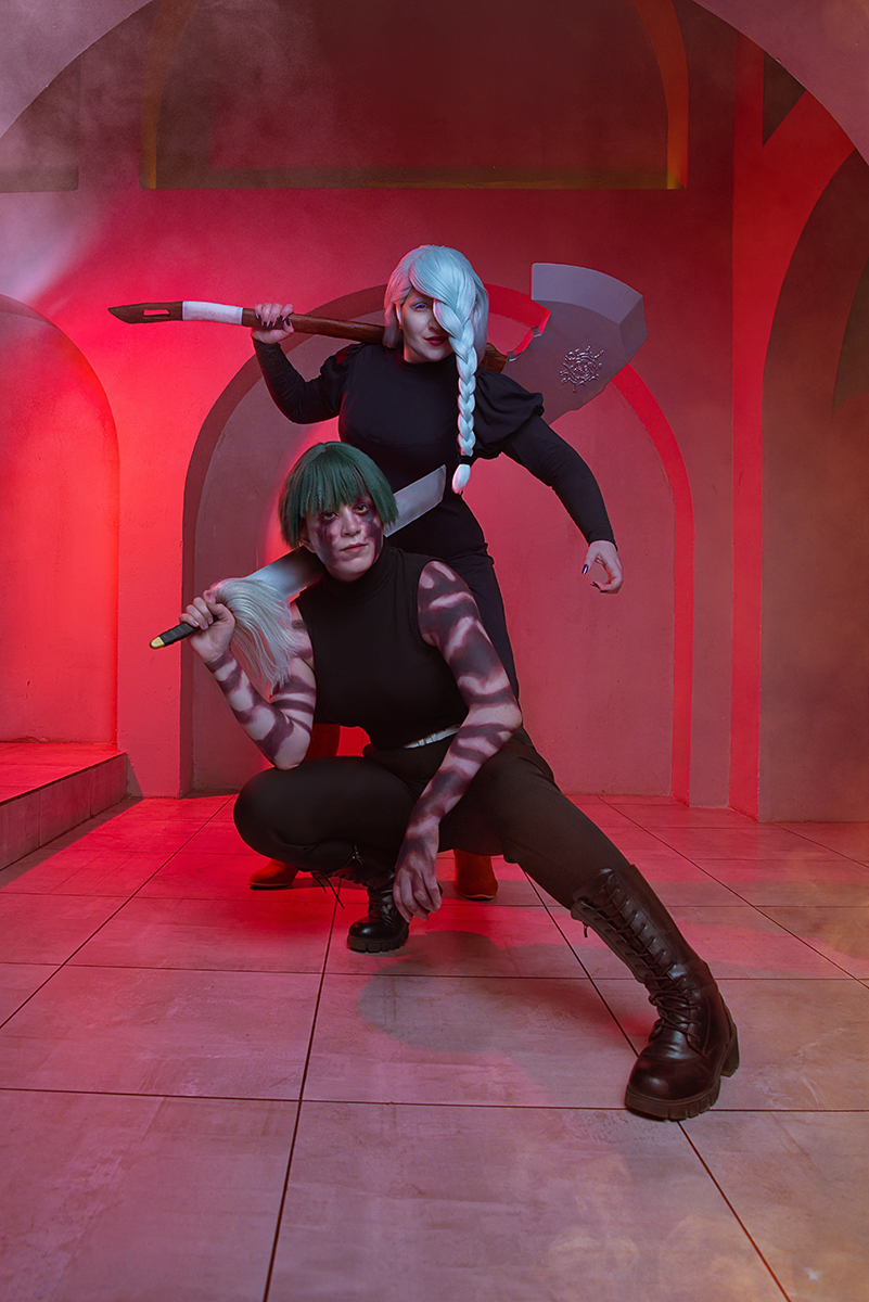 Luce43934107's tweet photo. They can beat the shit out of many curses 🦹‍♀️
#JujutsuKaisen #meimei  #maki #makizennin #cosplay https://t.co/1RsFlLapu5