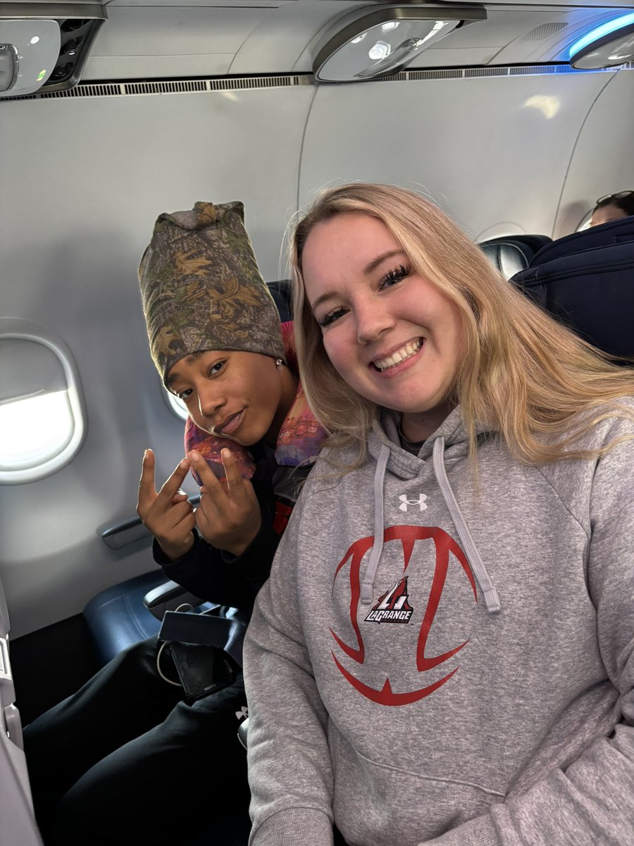 LaGrange College WBB tweet media