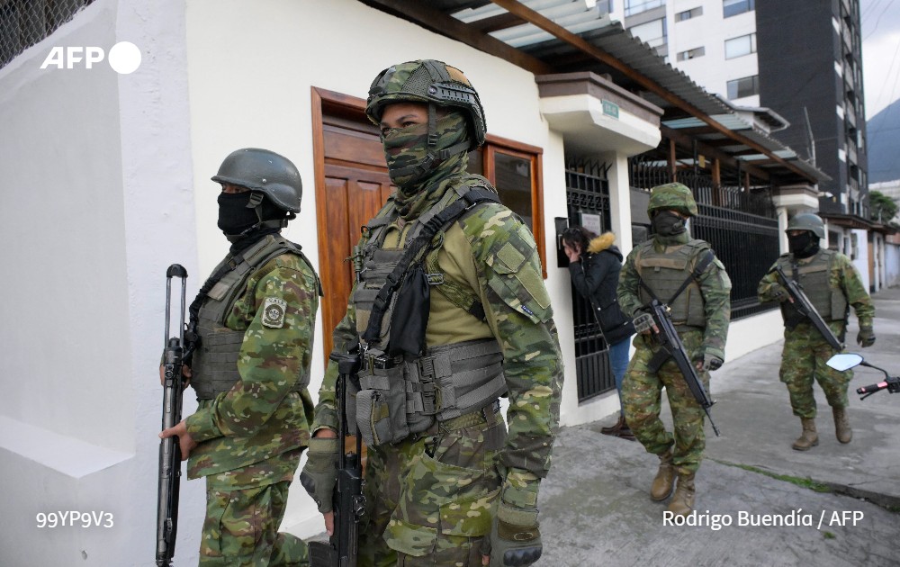 El gobierno de Ecuador expulsa al embajador de Cuba en Quito, Basilio Gutiérrez, y le da un plazo de 48 horas para abandonar el país junto a toda su misión diplomática, informa la cancillería #AFP