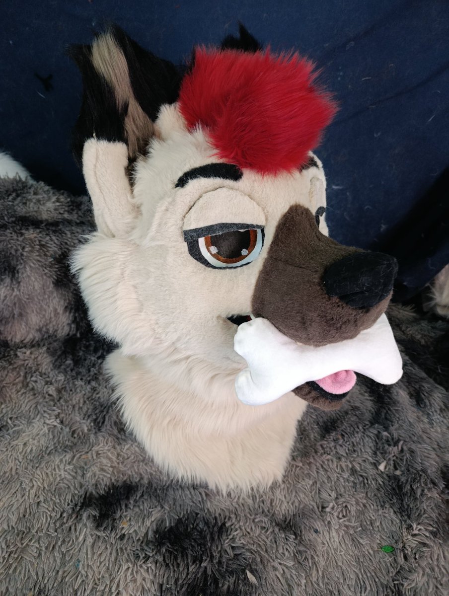 Snuggles fursuits tweet media