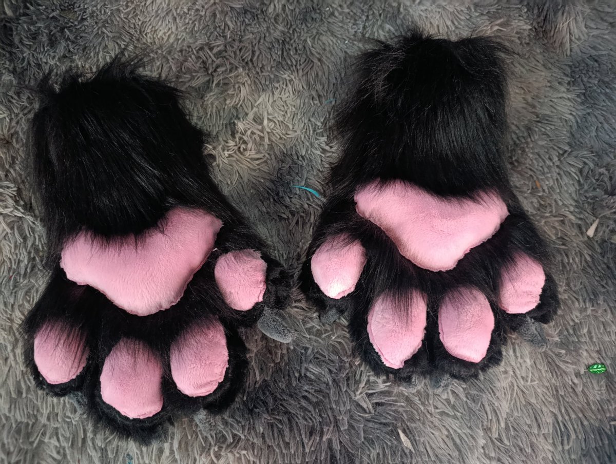 Snuggles fursuits tweet media