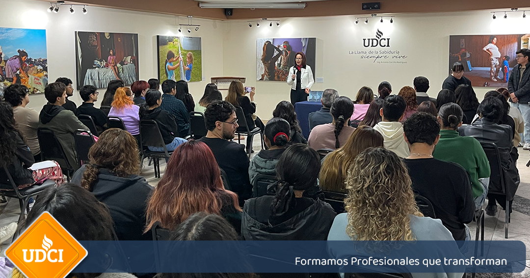 udci_mx's tweet photo. En la UDCI se presentó el libro Señas Palabras y Silencio, de la autora Graciela T. Rascón Miranda, sorda profunda bilateral de nacimiento. Sorda hablante. Escritora. Activista social, conferencista, motivadora, maestra y promotora educativa https://t.co/OkRIMT4GKK