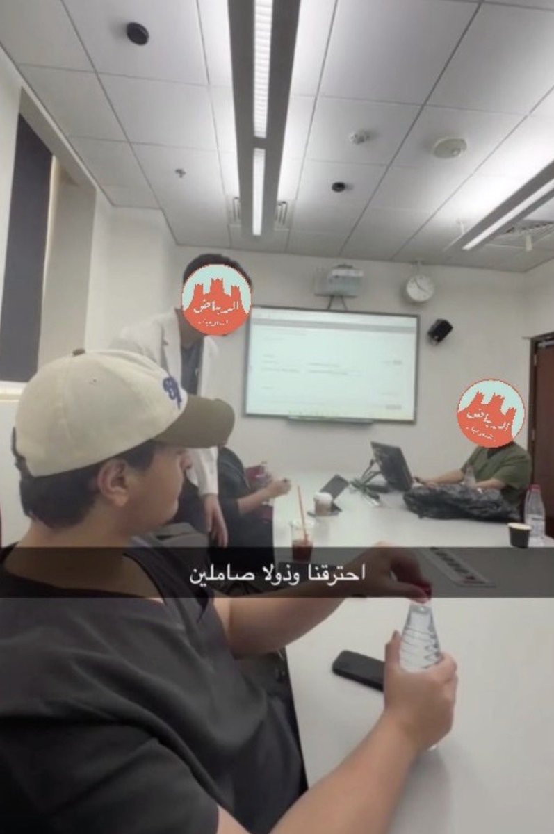 drmhd651's tweet photo. كلاس طشم لا نهائي https://t.co/Ly8dA5UShv