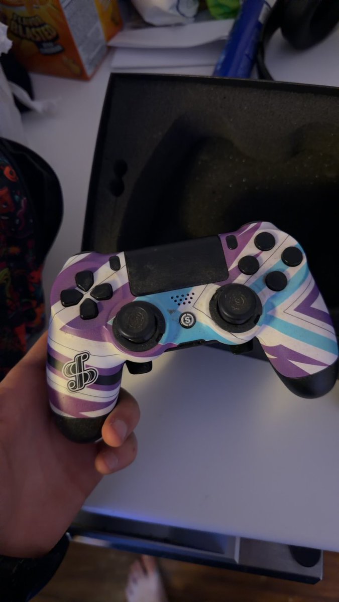 Blitzenzk's tweet photo. @Spratt @FaZeScope @Spratt 🎮🐐 https://t.co/i44O0KKEp6