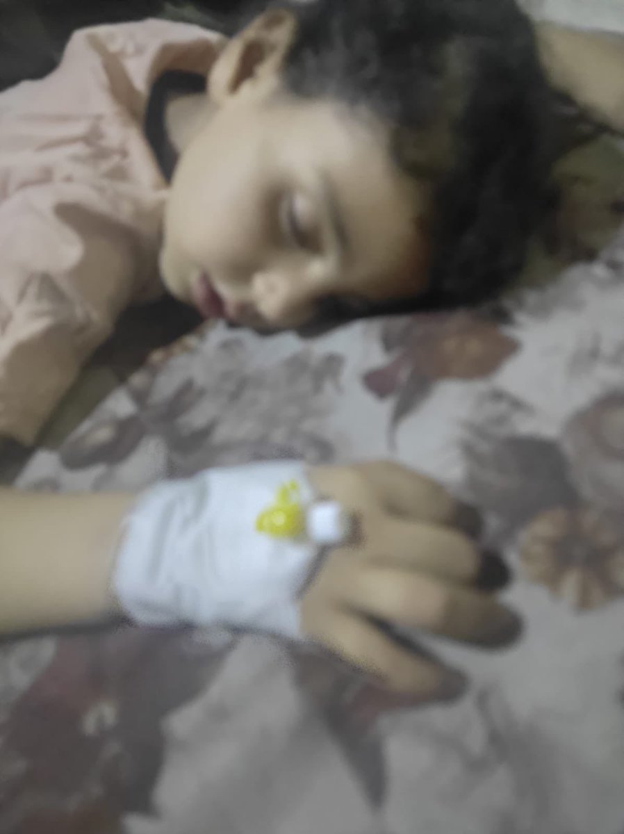 Help Sila family tweet media