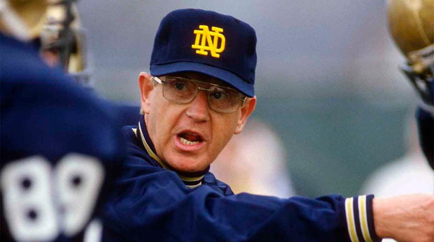 ErrolMarks34's tweet image. Absolute terrible news as legendary College Football Coach Lou Holtz has passed away at the age of 89 🙏

#CFB #CFP #NotreDame