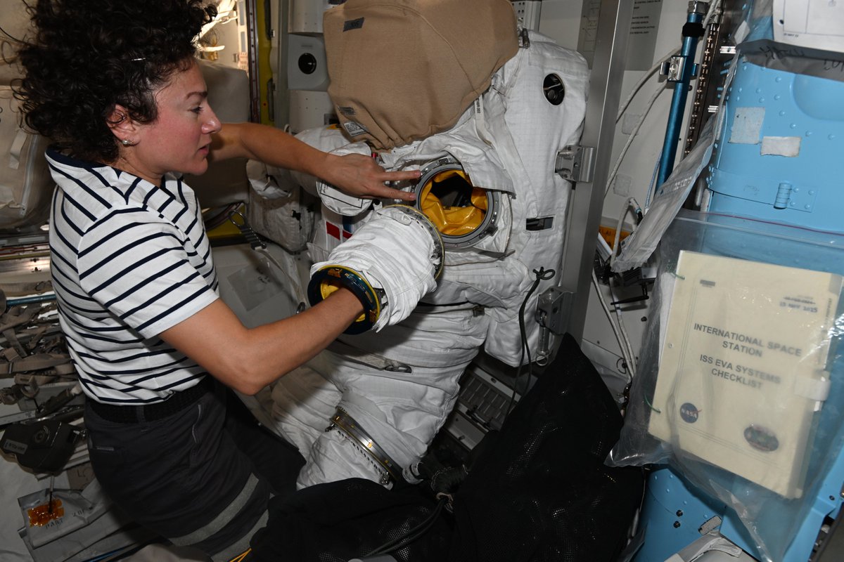 Jessica Meir tweet media