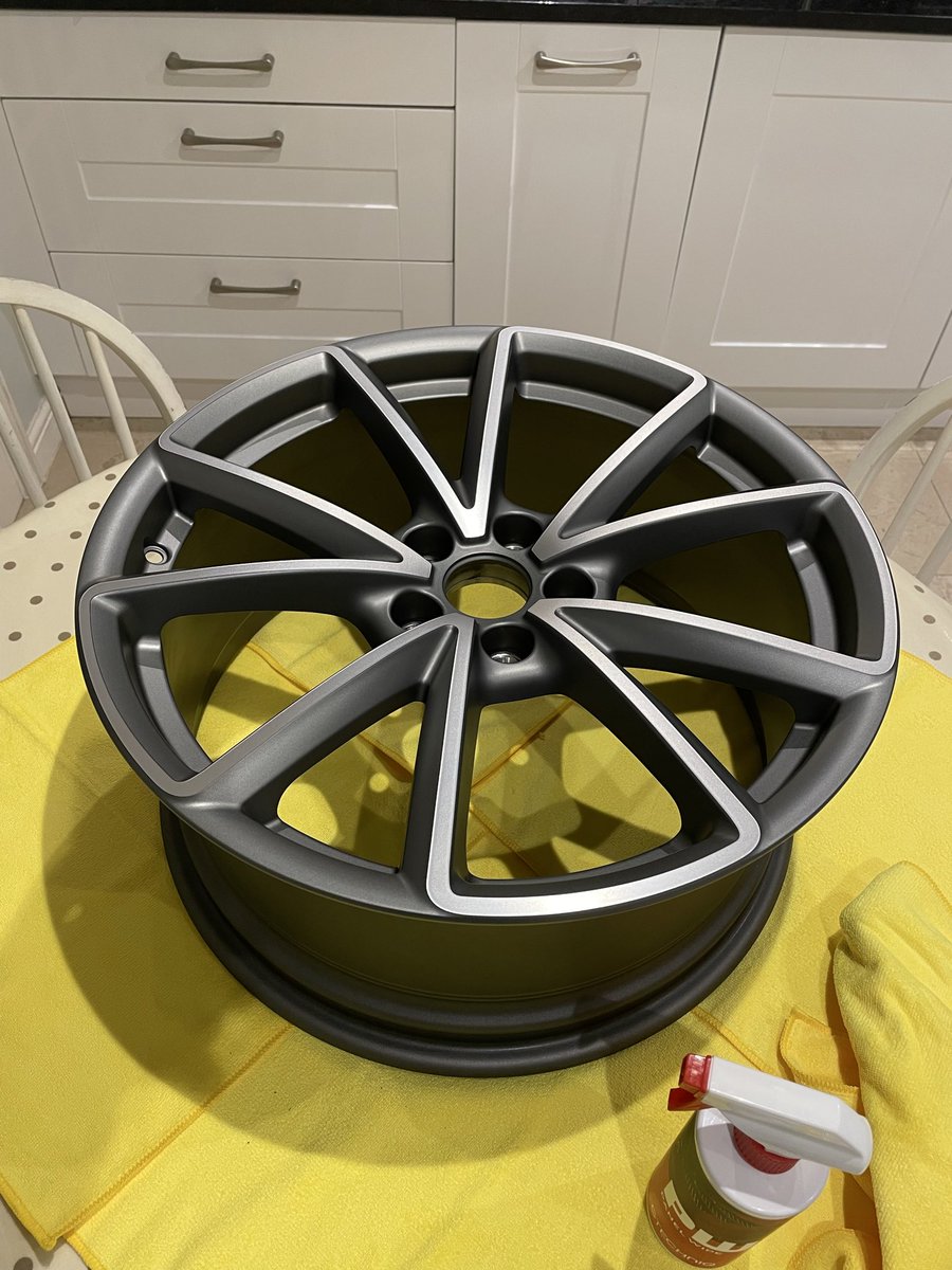 Mark O'Neill tweet media