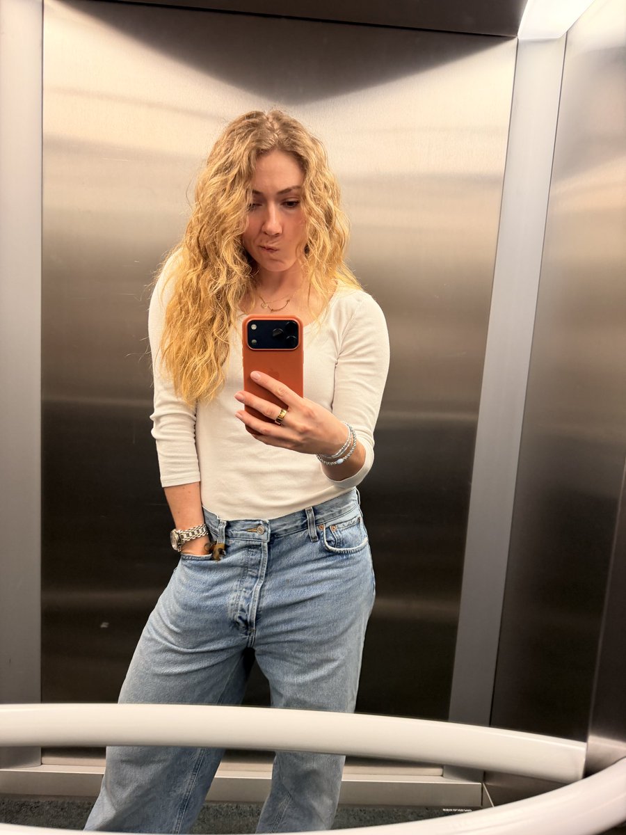 Mikaela Shiffrin ⛷️ tweet media