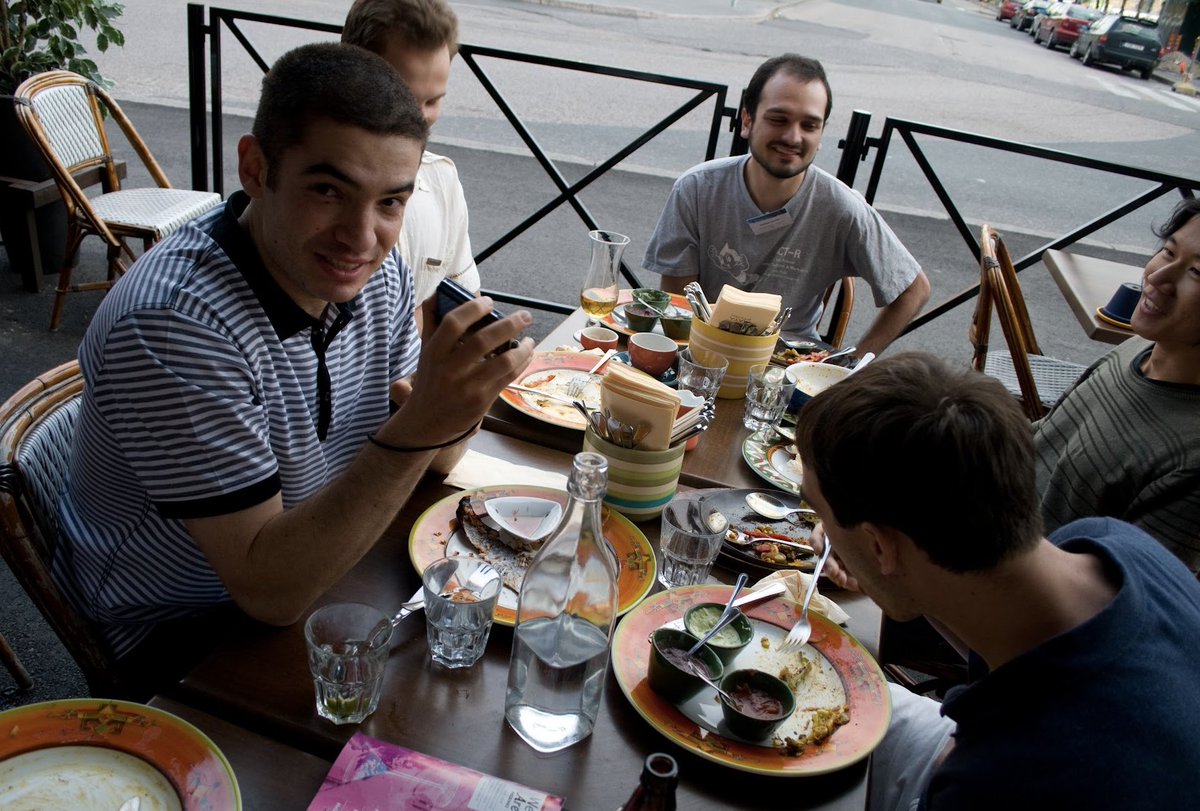 Yaroslav Bulatov tweet media