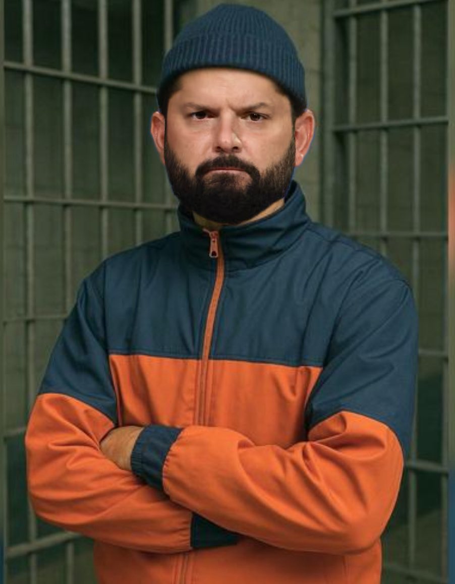 Esto recién comienza señores…

1. Fallida compraventa de la casa de Allende. 
2. La contratación con fondos públicos del abogado de Boric.
3. 
4. 
5. 
6. 
…