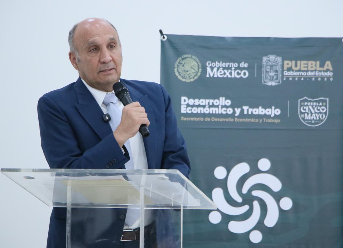 SedetraGobPue's tweet photo. Cuando en Puebla abrimos puertas al talento, construimos futuro con responsabilidad. La instalación del CITSEL es una muestra de ello. 🤝✨

Bajo el liderazgo del gobernador @armentapuebla_, consolidamos este centro en la Universidad Politécnica Metropolitana de Puebla, junto al Instituto Mexicano de la Propiedad Industrial.

Acercamos servicios estratégicos de empleo y propiedad industrial a la comunidad universitaria y a las familias del sur de la capital. Más oportunidades, más desarrollo y más orgullo poblano. #PensarEnGrande #PorAmorAPuebla