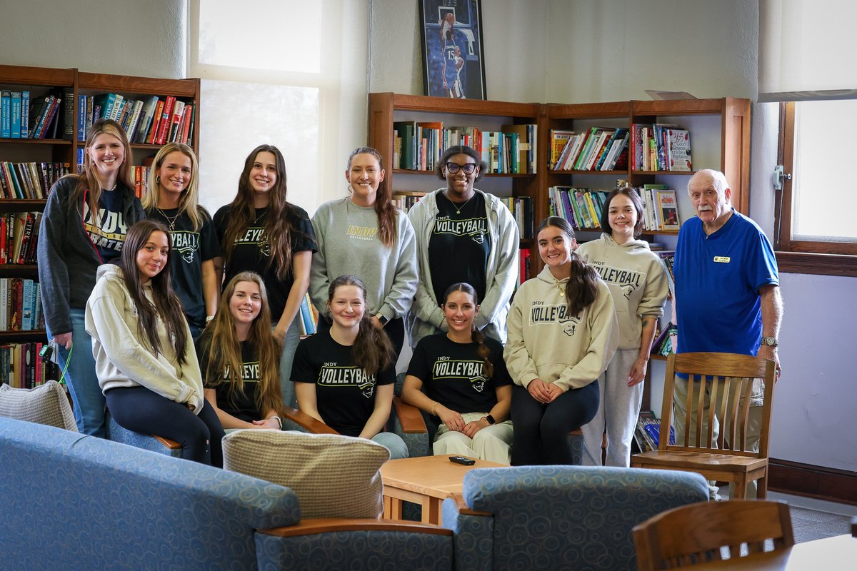 Independence CC tweet media