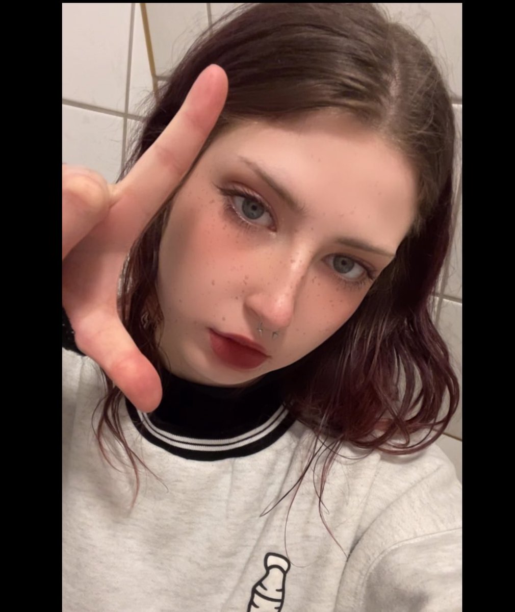 🍁Herrin Lillith🍁 tweet media