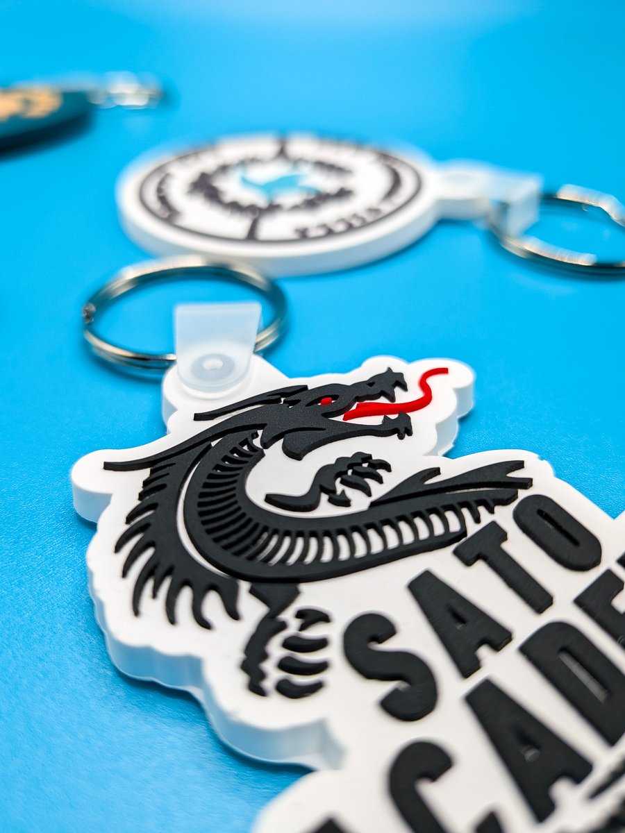 WristbandBros's tweet image. it's all in the details 🔎 #pvckeychains #keychains #texture #custom #logo #design #ExpressWhatMatters #WristbandBros