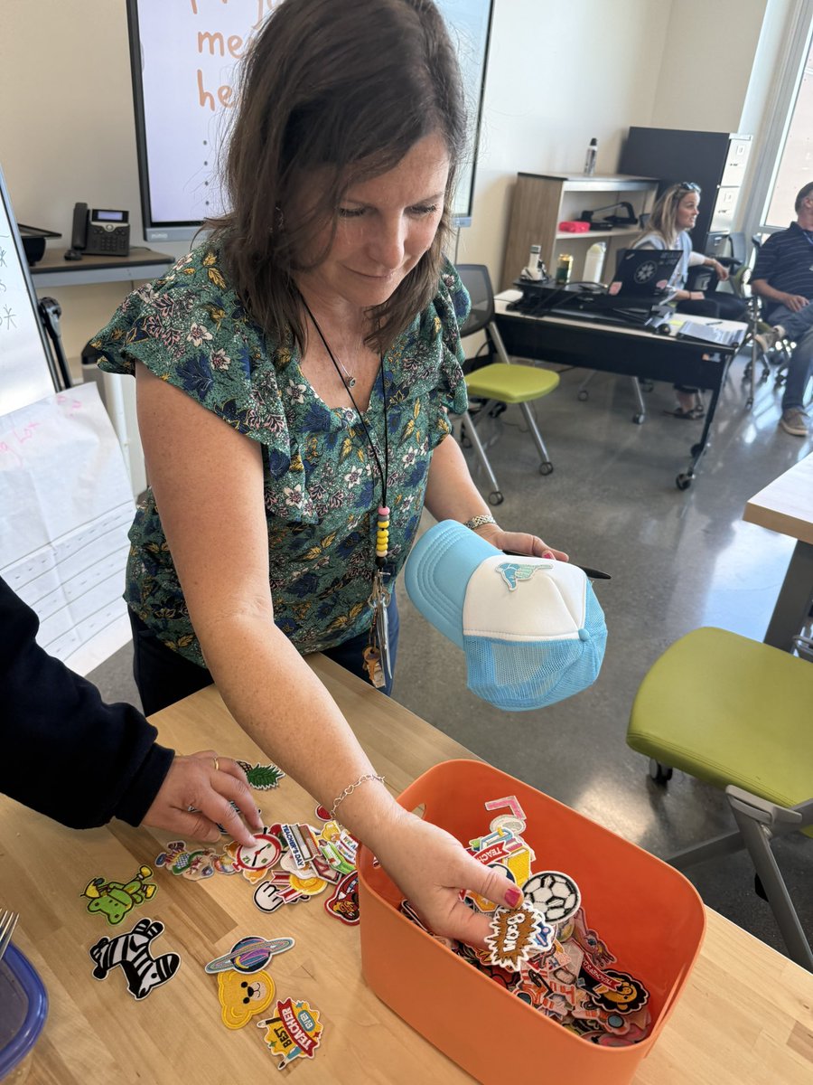 UTK-8 John Muir Language Academy tweet media