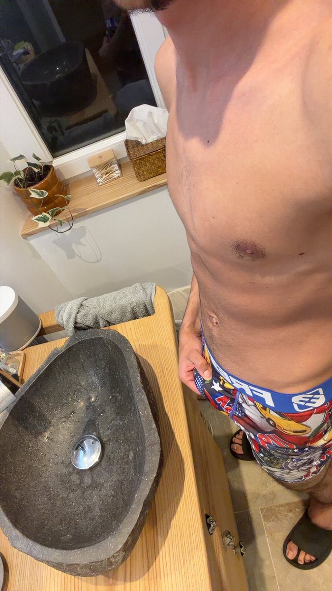 bidibiduboudi's tweet photo. C’est parti pour 3 jour 👀 vous aurez une chance par post 🔥
Il sera à gagné ! Pour participer : 
1️⃣ follow moi 
2️⃣ commente 
3️⃣ RT ce post 
Vous allez kiffé cette série de 3 jour 🤤 https://t.co/wGYa8b9Qtu