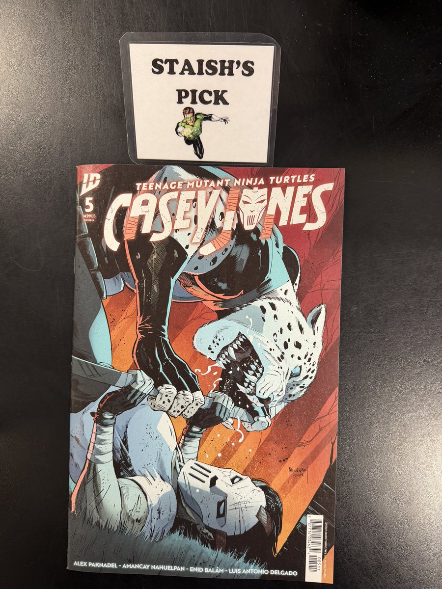 Comics World tweet media